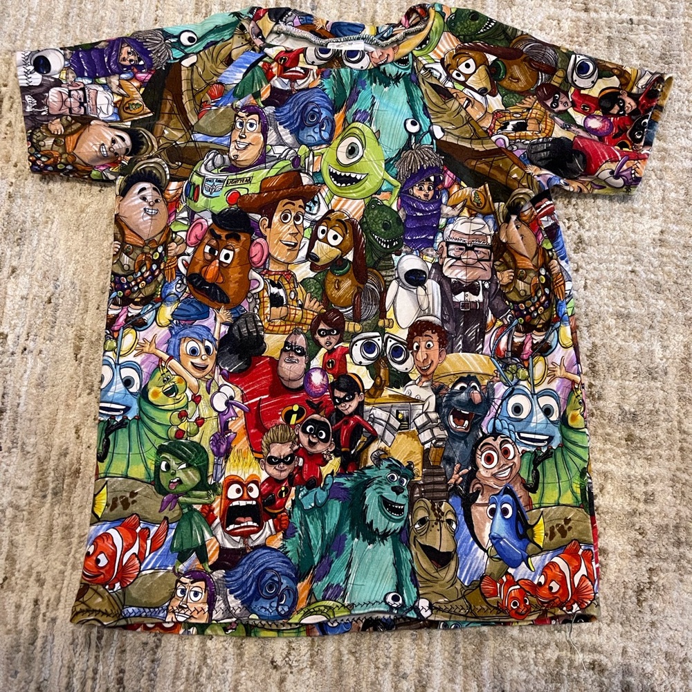 Custom Disney t-shirt (size 4)